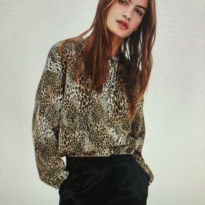 New Zara printed sweatshirt